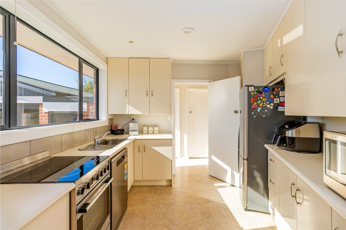 17 Dominion Road, Kerrytown - Carousel 2