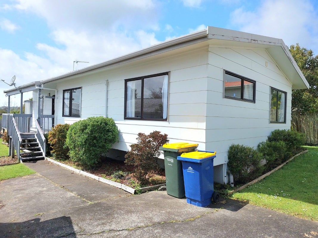 2/157 Birkdale Road, Birkdale, Auckland - Carousel 2