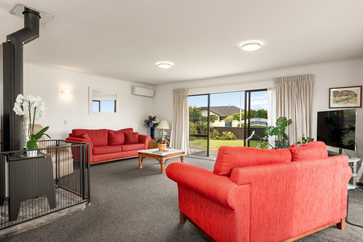 206 Cambridge Road, Bethlehem, Tauranga - Carousel 2