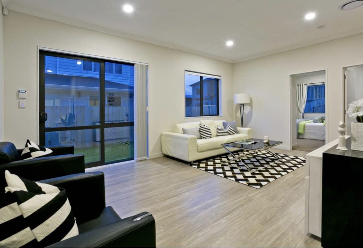 65 Golden Morning Drive, Albany Heights, Auckland - Carousel 2