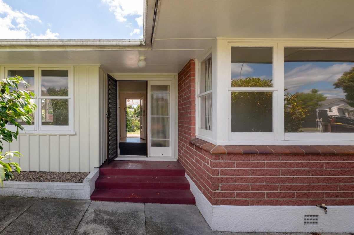 135 Malfroy Road, Victoria, Rotorua - Carousel 1