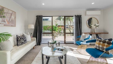 3/30 Avondale Road, Avondale, Auckland - Carousel 1