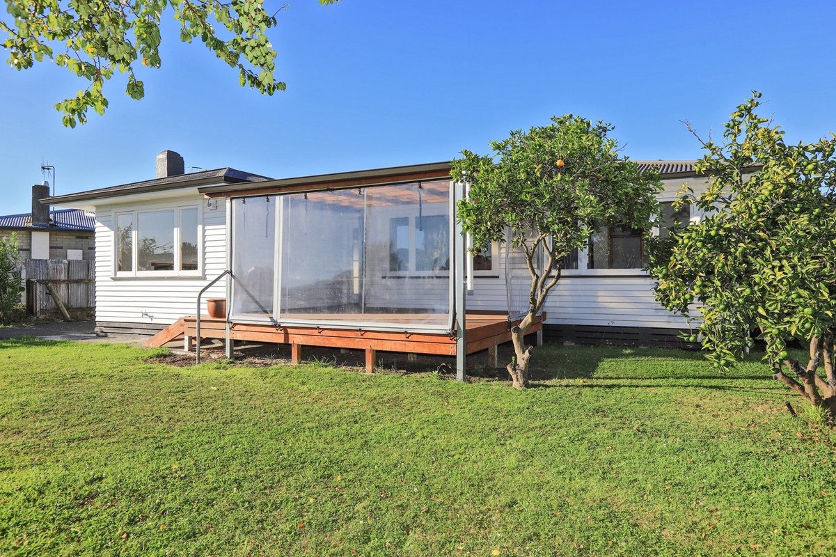 7 Kauri Street, Taradale, Napier - Carousel 17