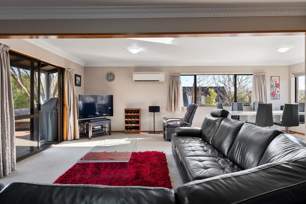 66 Kinmont Crescent, Kinmont Park, Mosgiel - Carousel 2
