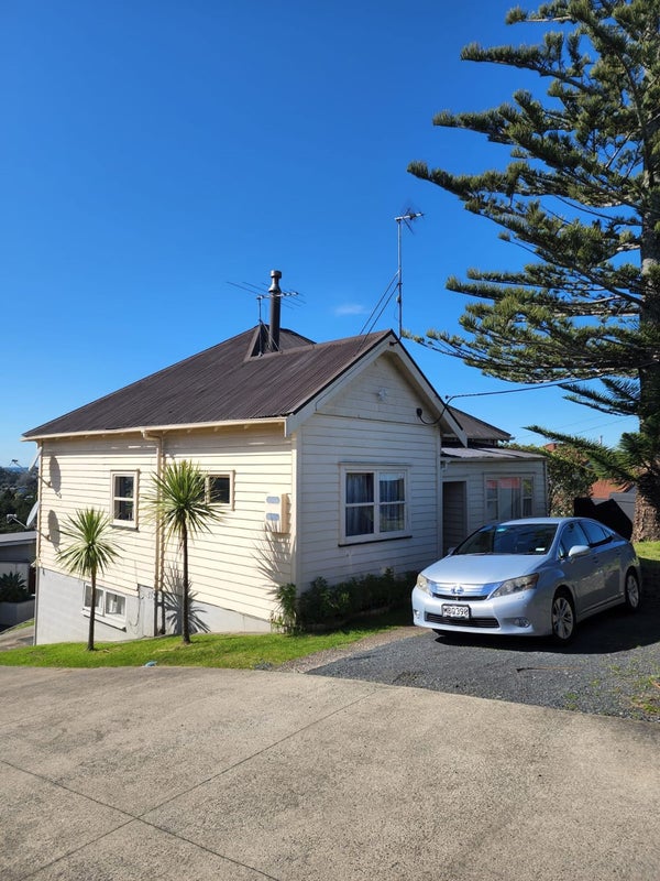 69 Waipa Street, Birkenhead, Auckland - Carousel 1