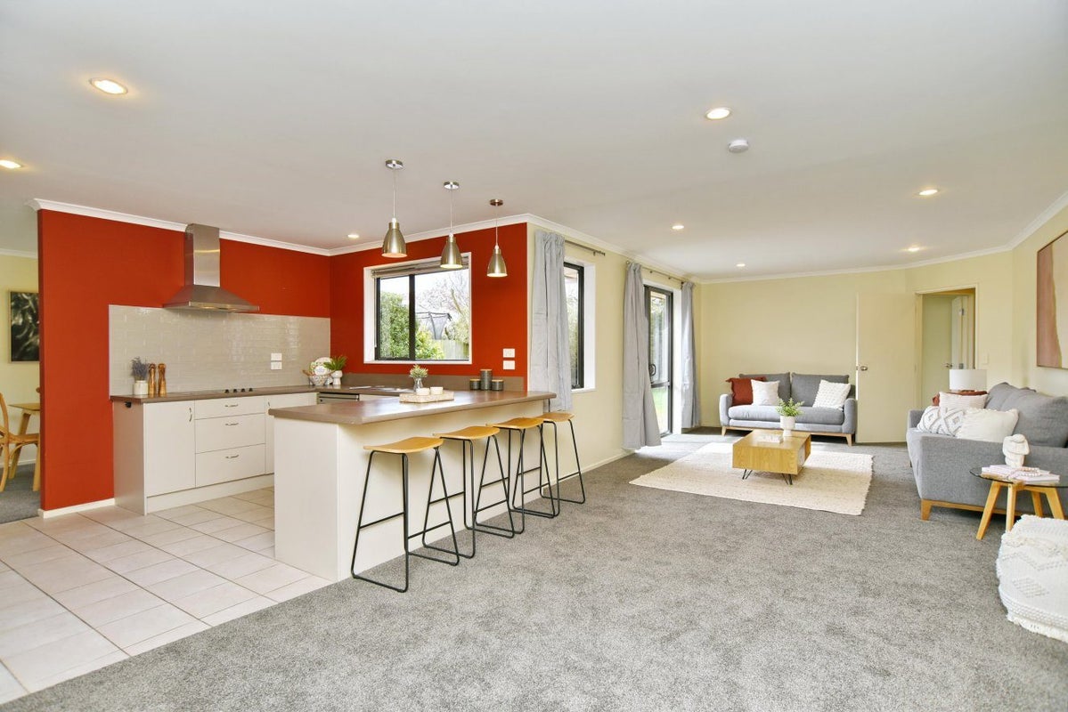 11 Parkside Crescent, Northwood, Christchurch - Carousel 2