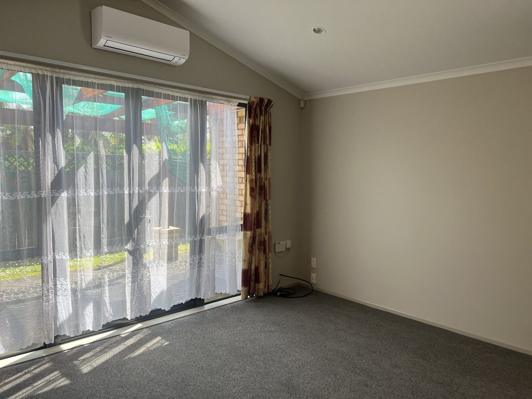 1/165 Nixon Street, Hamilton East, Hamilton - Carousel 2