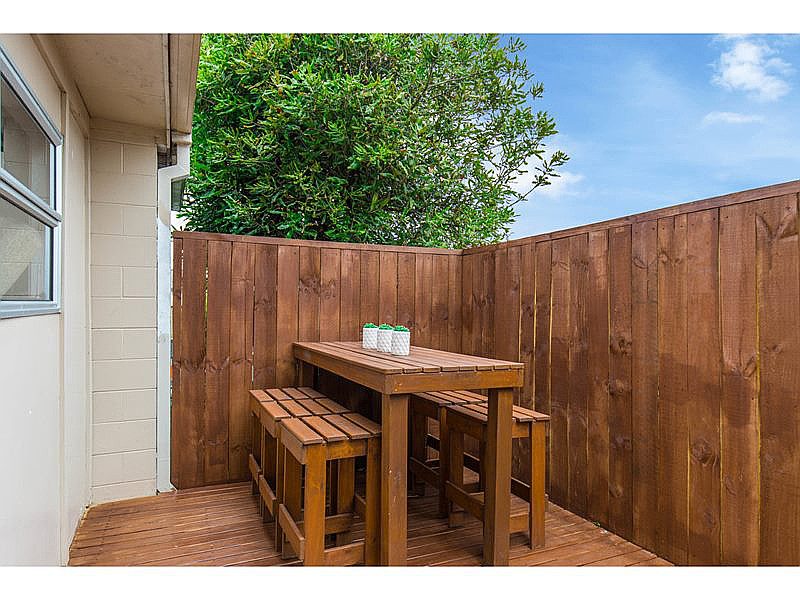 1/52 Arran Road, Browns Bay, Auckland - Carousel 12