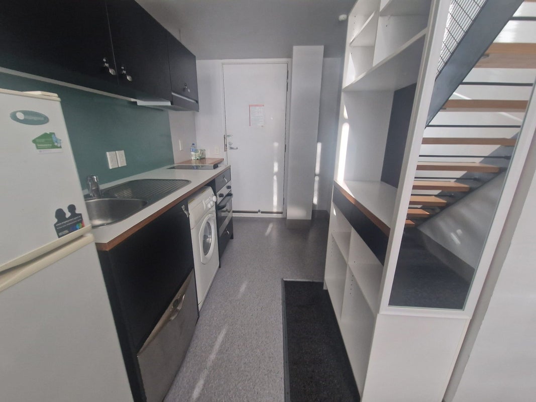 30/29 Webb Street, Te Aro, Wellington - Carousel 1