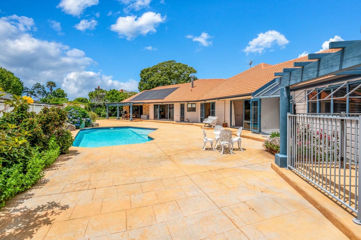 2 Chelsea Court, Bethlehem, Tauranga - Carousel 2