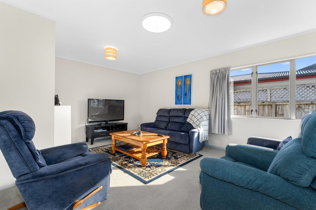15A Sinclair Street, Greerton, Tauranga - Carousel 2