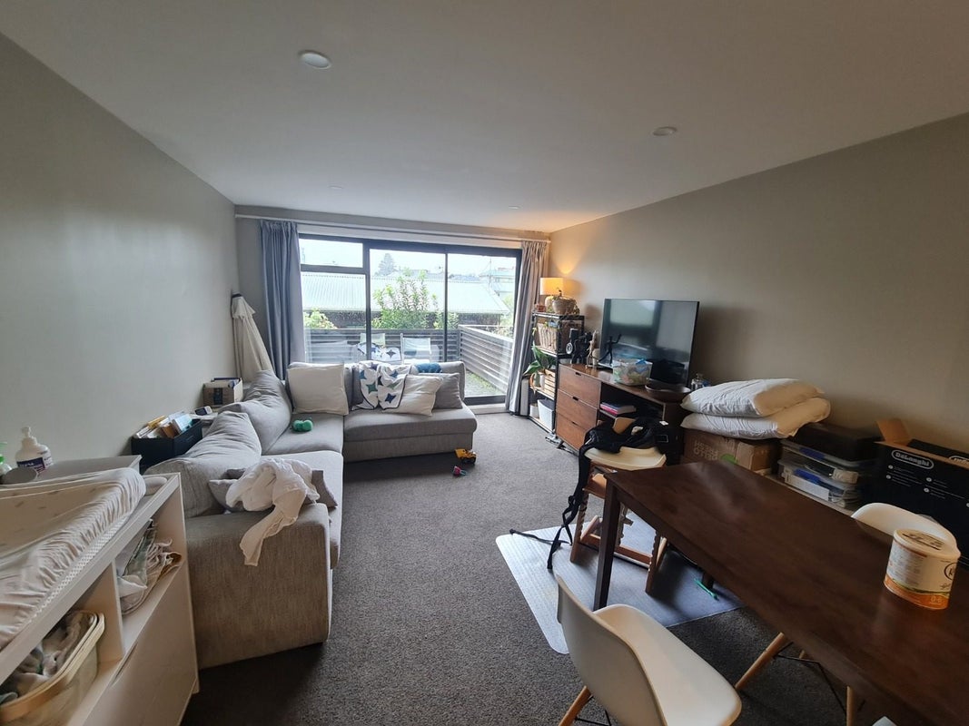 171 Grant Road, Thorndon, Wellington - Carousel 2