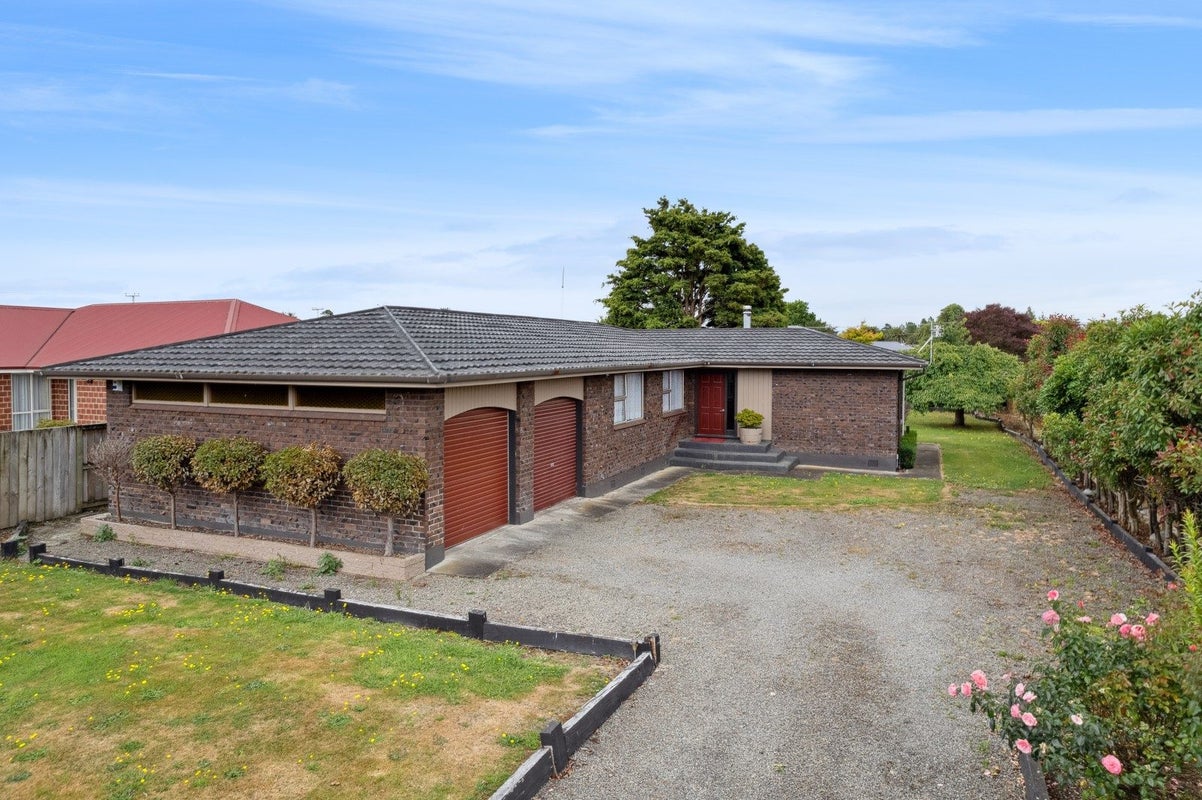 100 Huxley Street, Pahiatua, Pahiatua - Carousel 28