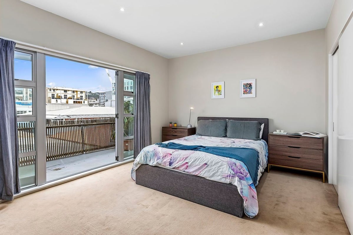 2/77 Tory Street, Te Aro, Wellington - Carousel 15