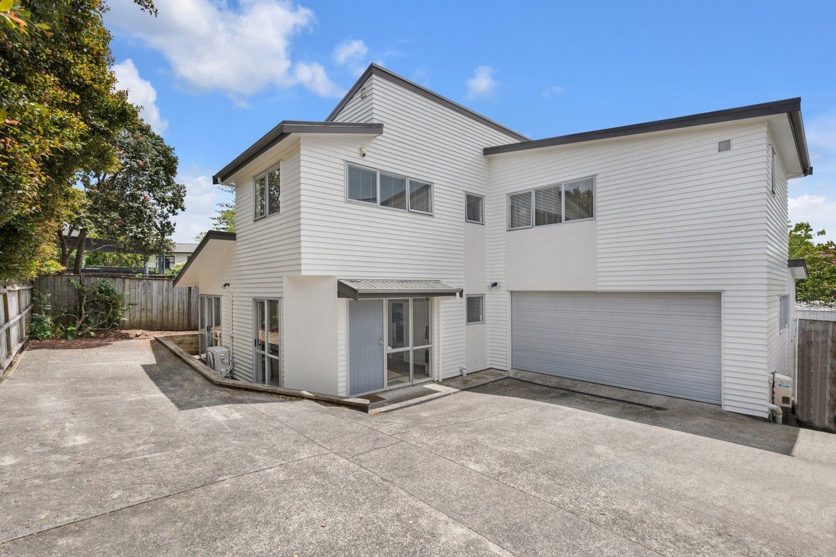 139B Wellington Street, Howick, Auckland - Carousel 1
