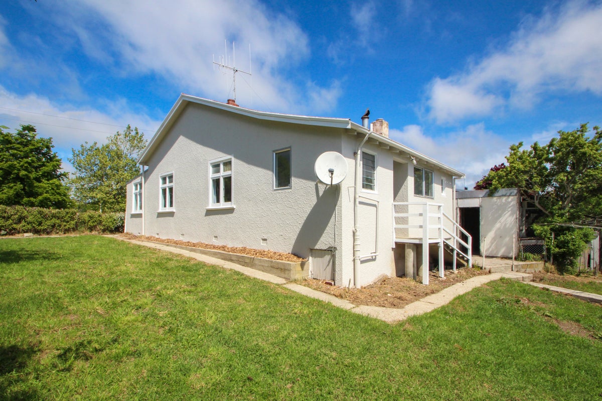 15 Williams Street, Maheno - Carousel 1