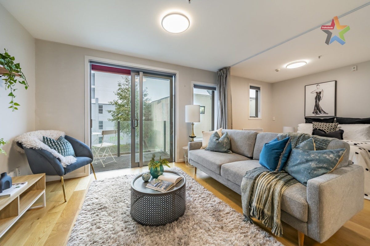 102/8 Wigan Street, Te Aro, Wellington - Carousel 1
