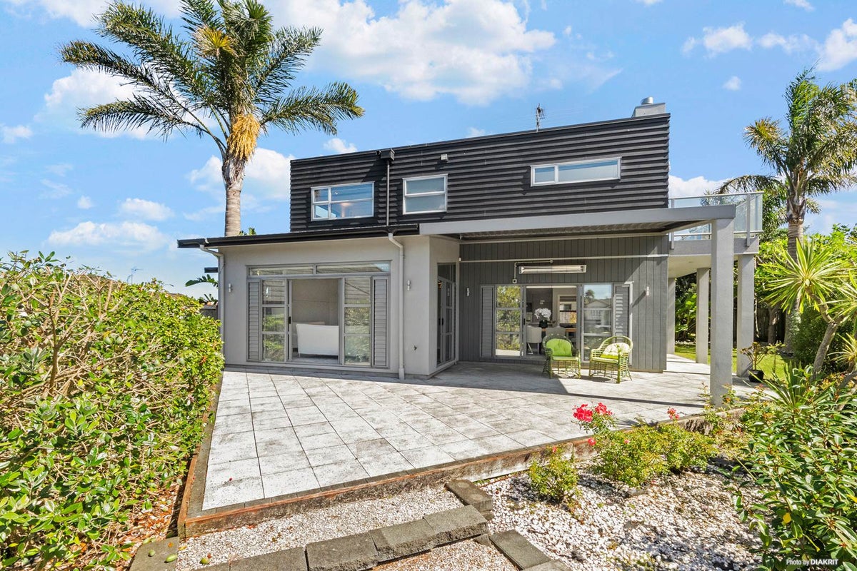 7 Reinheimer Place, Flat Bush, Auckland - Carousel 2