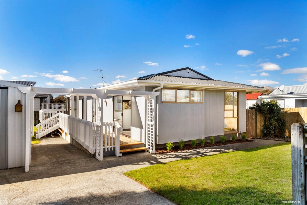 41 Hooper Avenue, Pukekohe, Franklin, Auckland - Carousel 2