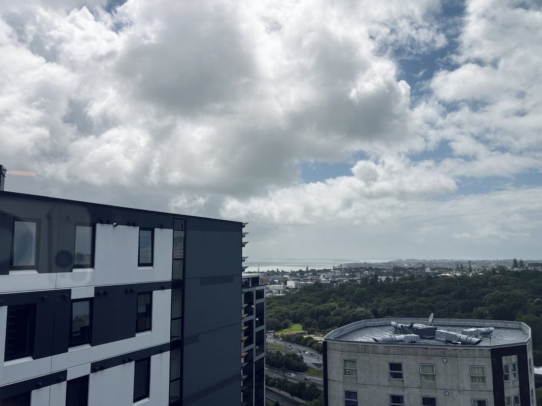 17E/3 Whitaker Place, Grafton, Auckland - Carousel 2