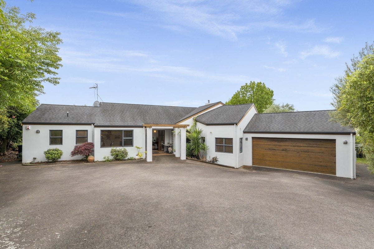 46 Rowesdale Drive, Ohauiti, Tauranga - Carousel 1