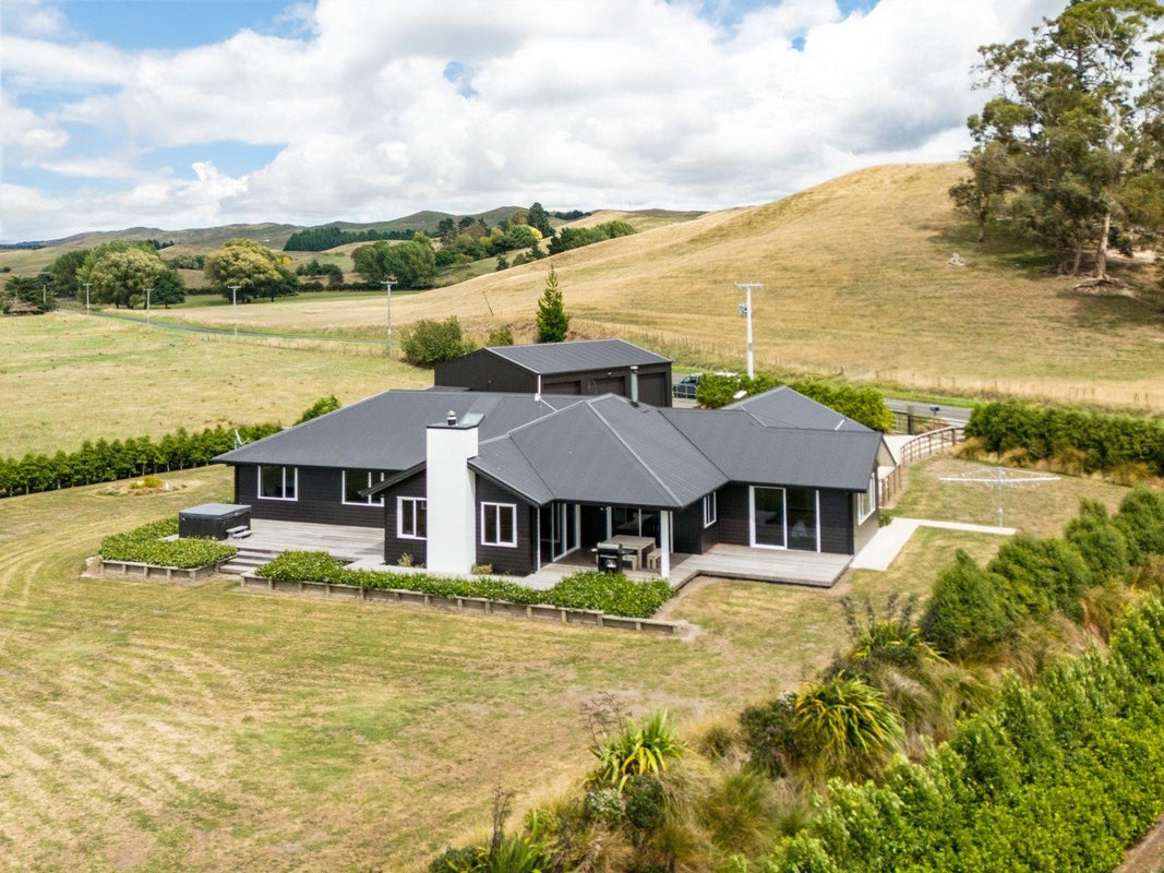 373 Raukawa Road, Raukawa, Hastings - Carousel 1
