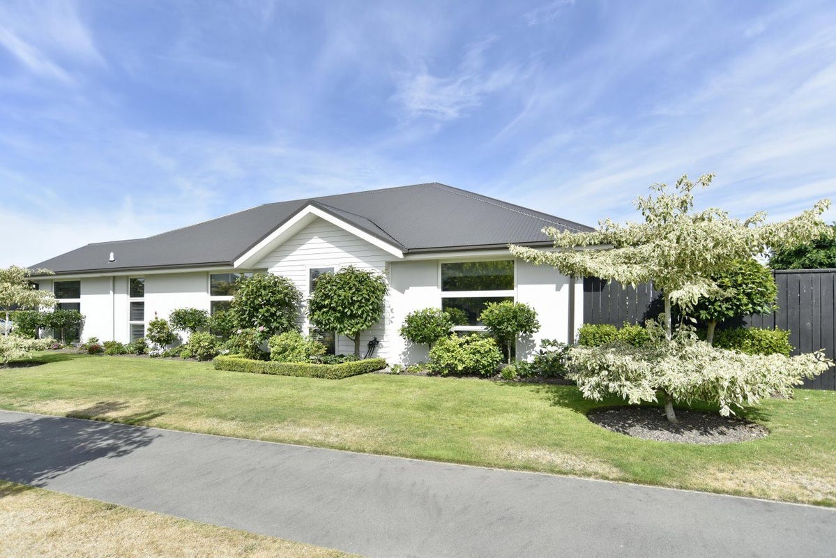 37 Ruapani Street, Marshland, Christchurch - Carousel 31