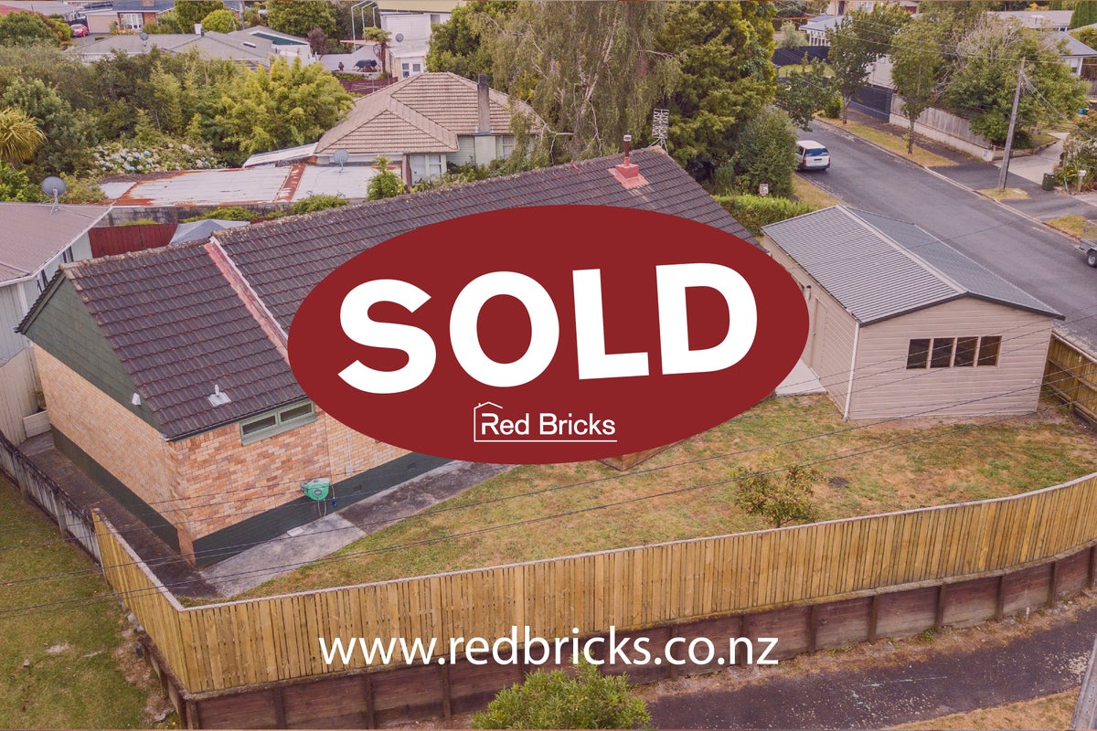 15 Fend Street, Chartwell, Hamilton - Carousel 1