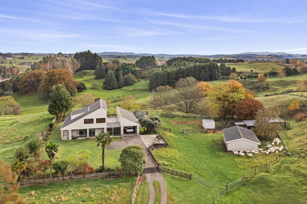 26 Tammadge Street, Te Kuiti - Carousel 2