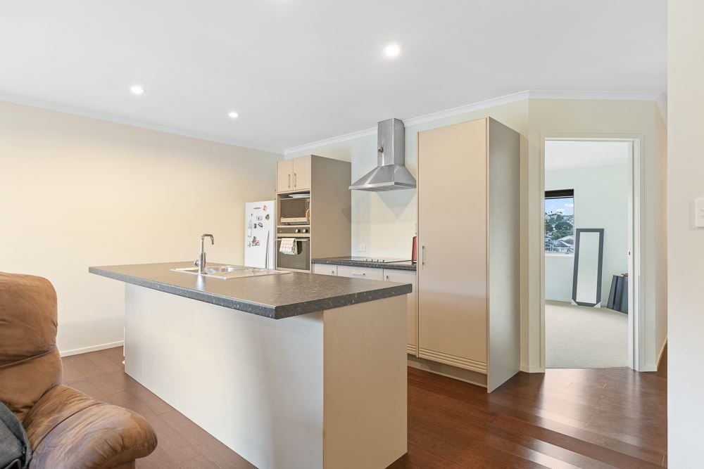 6 Caffreys Avenue, Massey, Auckland - Carousel 2