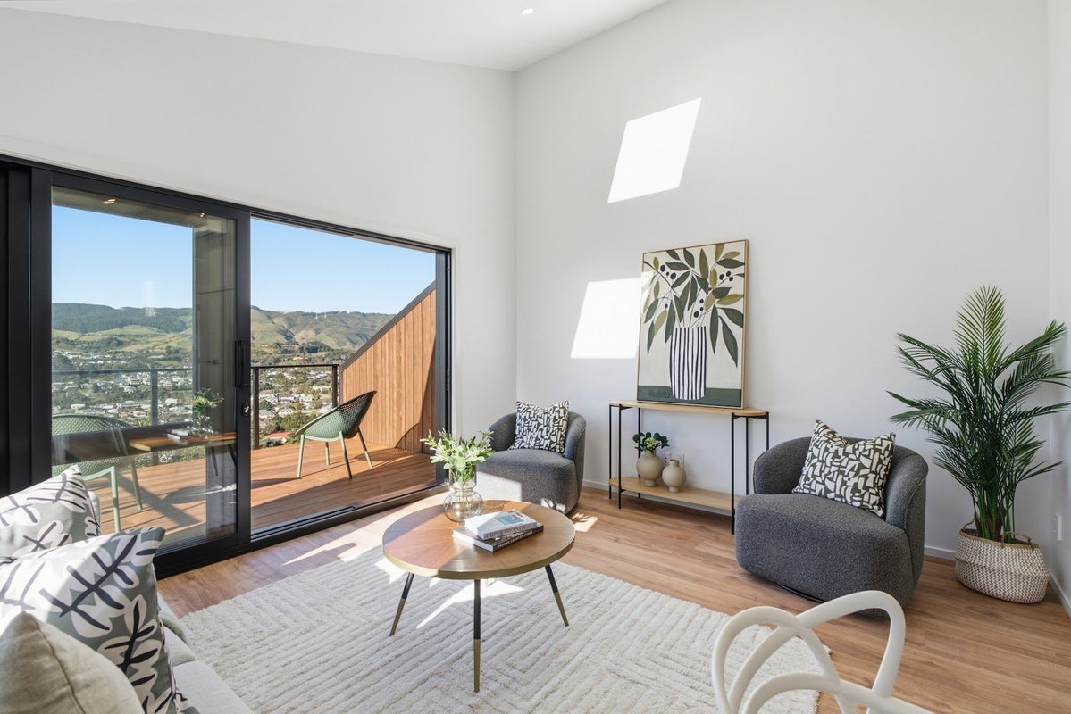 27 Westhaven Drive, Tawa, Wellington, Wellington - Carousel 2