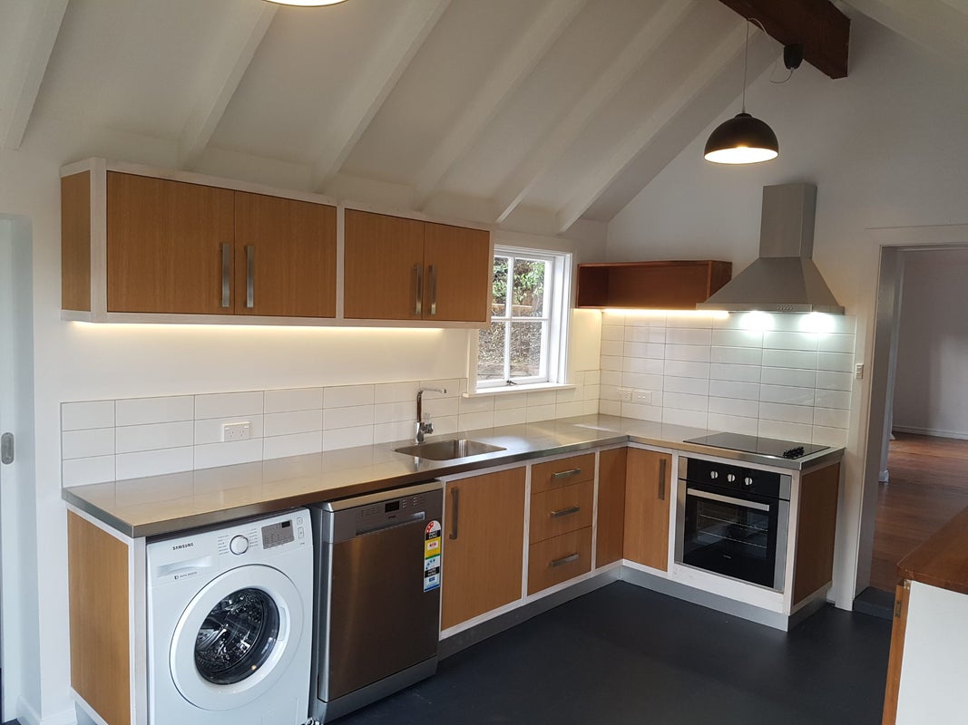7 Cornwall Road, Lyttelton, Lyttelton - Carousel 2