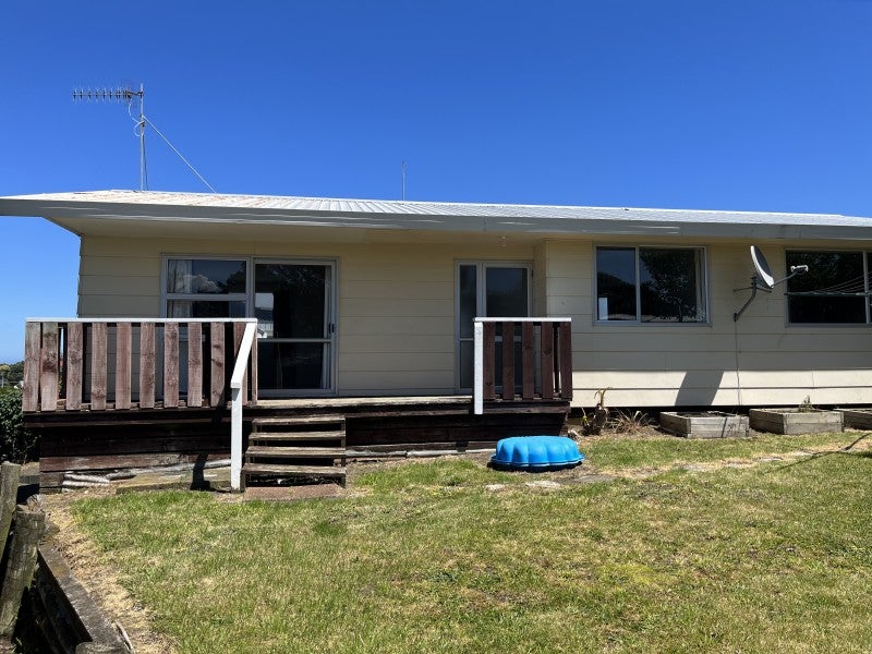 26 Andrews Place, Gonville, Whanganui - Carousel 1