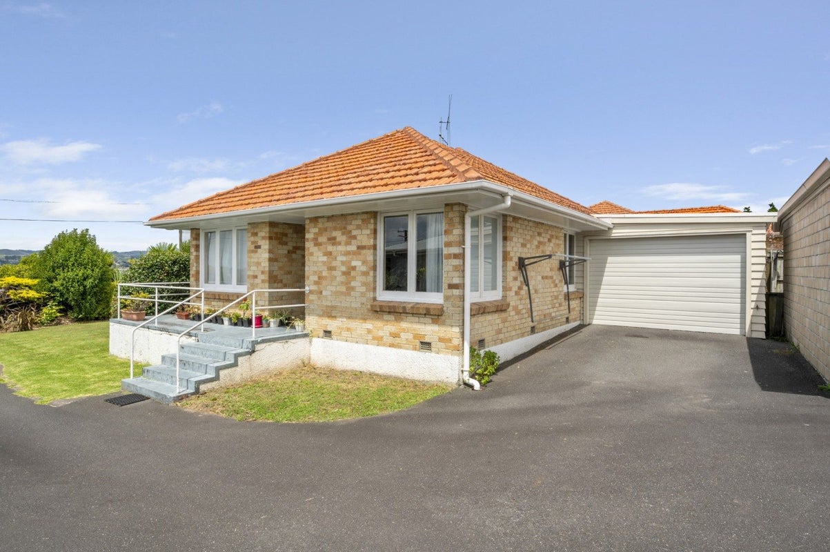 5 Simmonds Grove, Greerton, Tauranga - Carousel 17