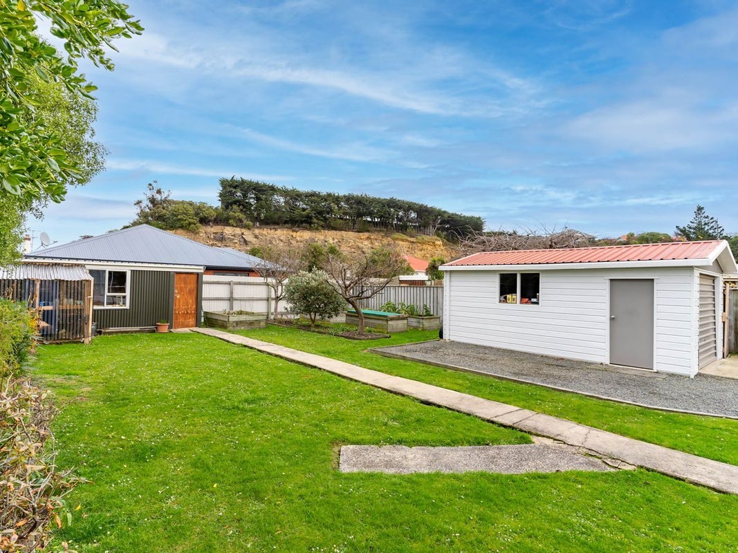 42 Cavell Street, Musselburgh, Dunedin - Carousel 2
