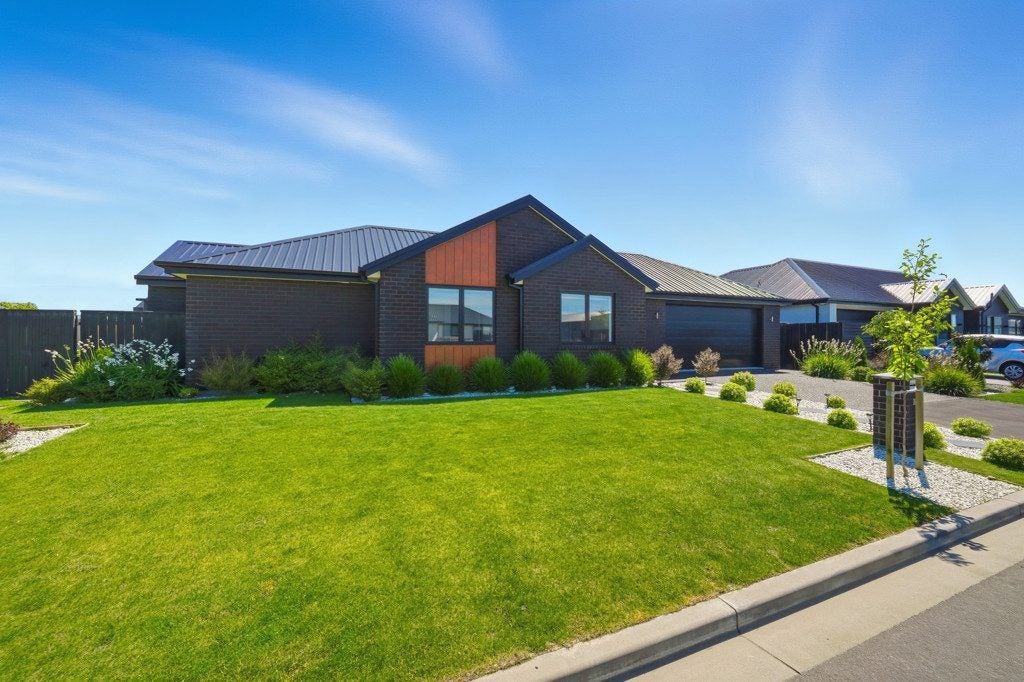 26 Larissa Road, Halswell, Christchurch - Carousel 18