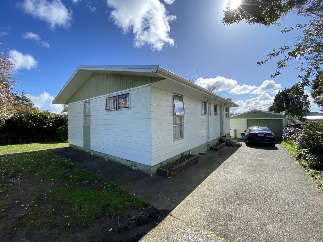 58 Paramount Parade, Tikipunga, Whangarei - Carousel 1