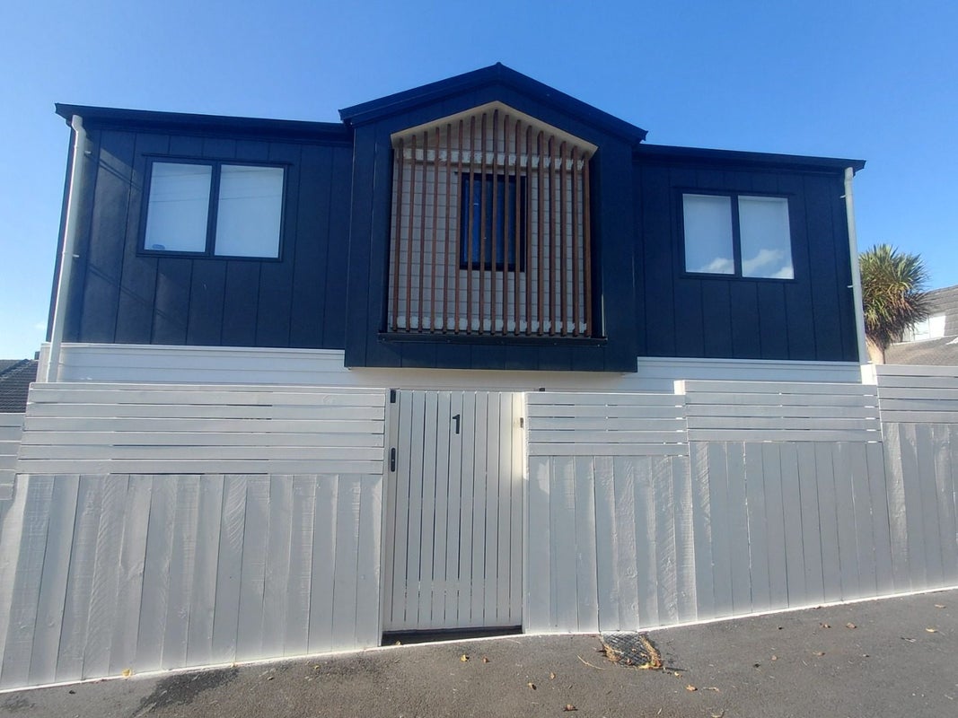 1/19 Alverston Street, Waterview, Auckland - Carousel 1