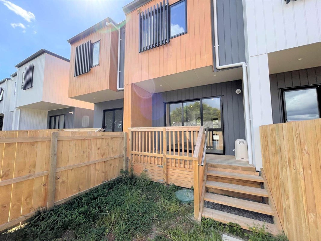 10/41 Routley Drive, Glen Eden, Auckland - Carousel 10
