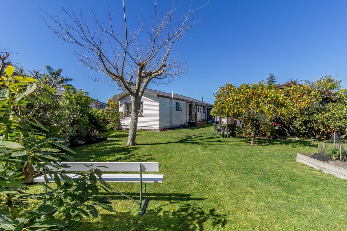 63 Guppy Road, Greenmeadows, Napier, Hawke's Bay - Carousel 2