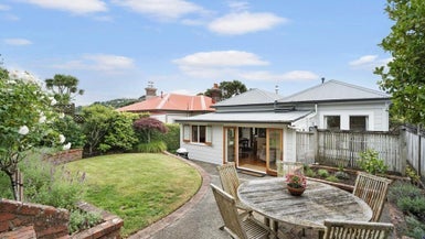 9 Farm Road, Northland, Wellington - Carousel 1