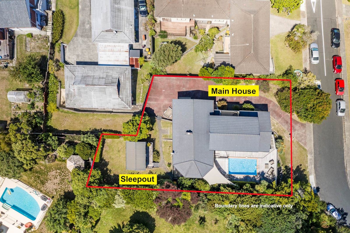 1 Thelma Crescent, Torbay, Auckland - Carousel 2