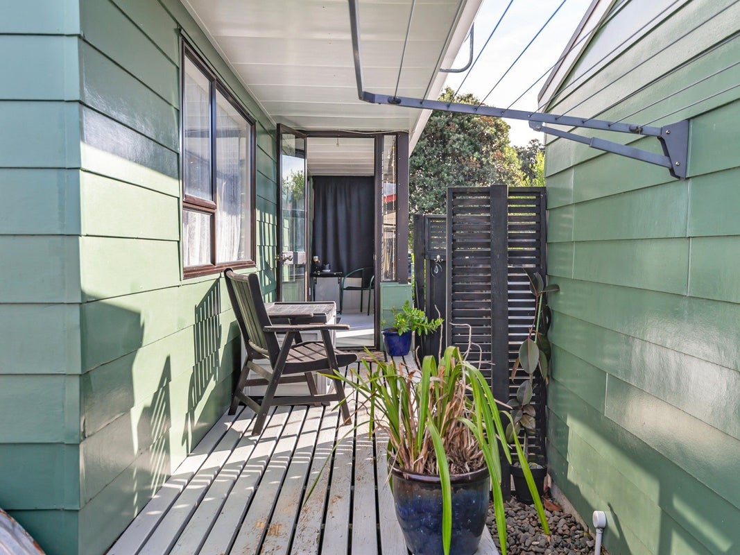 31 Balmoral Street, Levin, Levin - Carousel 2