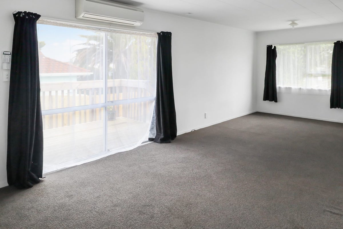 21 Melleray Place, Randwick Park, Auckland - Carousel 2