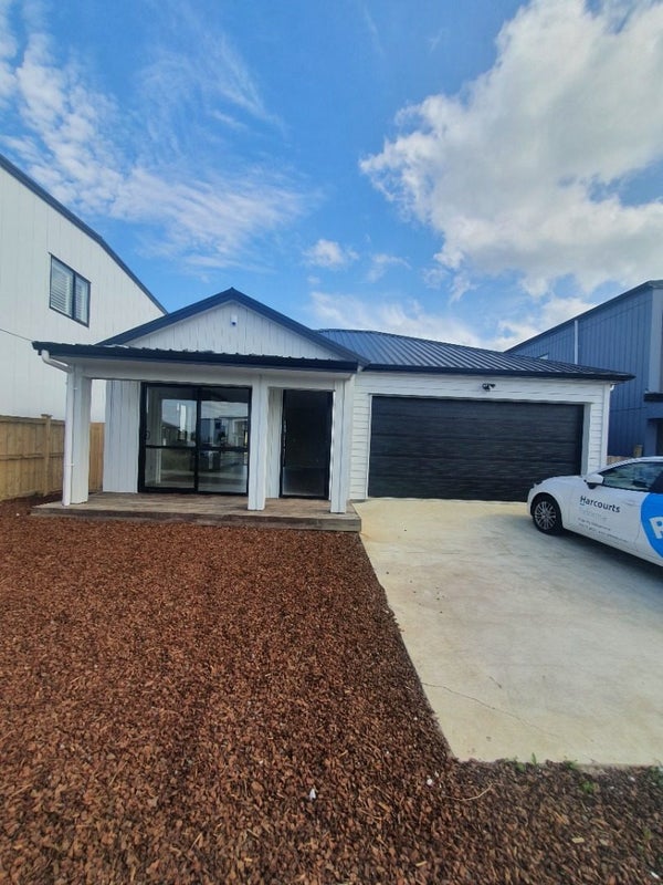 12 Weri Road, Karaka, Papakura - Carousel 1