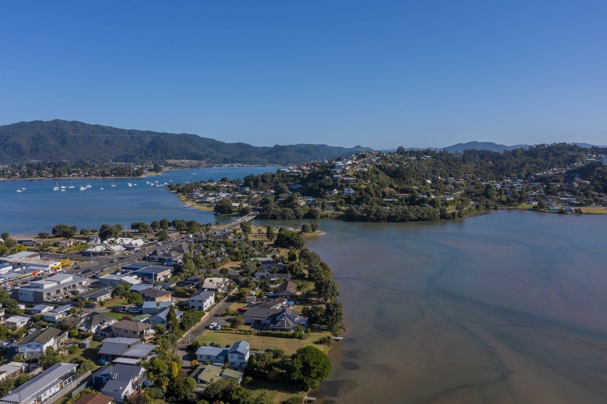 2/223 Main North Road, Redwood, Christchurch - Carousel 13