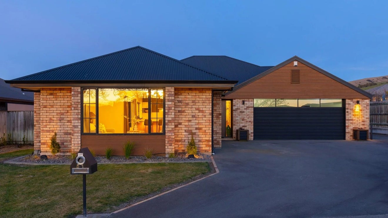 51 Hope Drive, Witherlea, Blenheim - Carousel 1