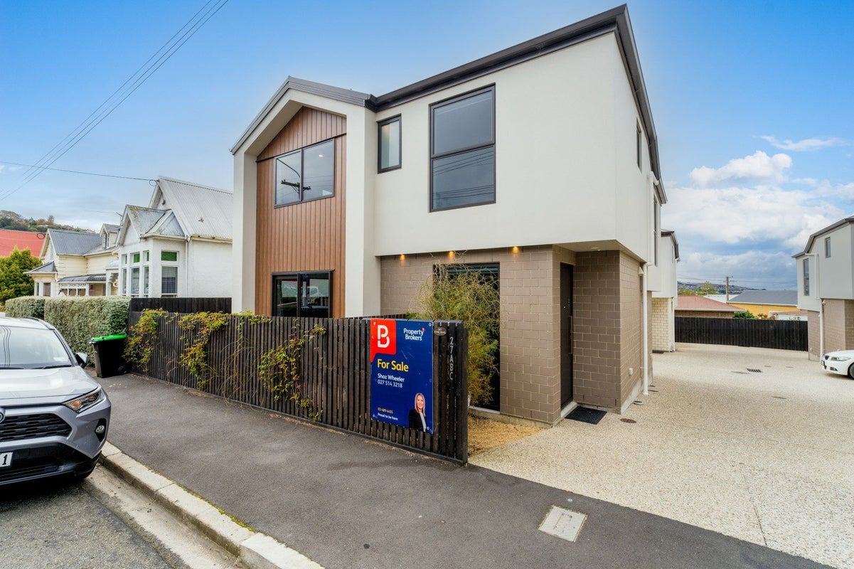 27 Playfair Street, Caversham, Dunedin - Carousel 21