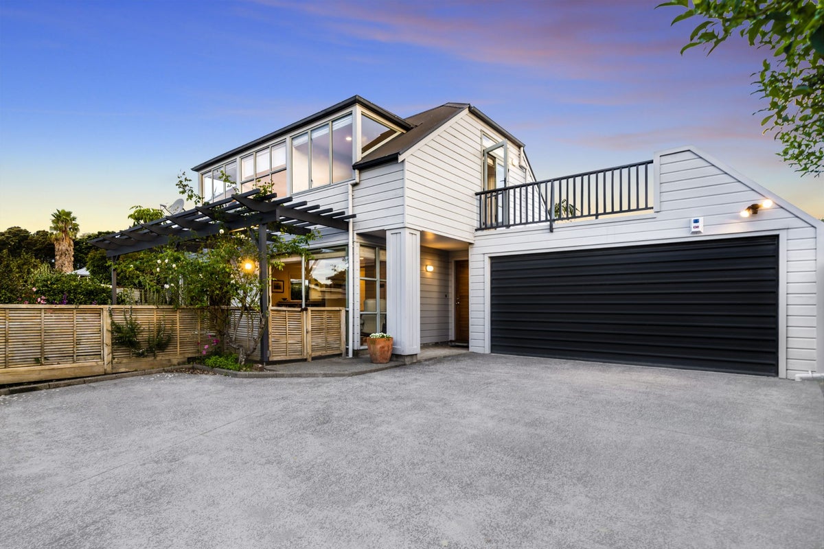 11A Fancourt Street, Meadowbank, Auckland - Carousel 2