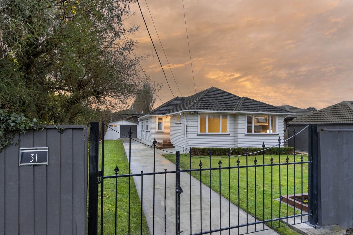 31 Esperance Street, St Albans, Christchurch - Carousel 1